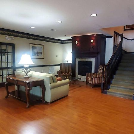 Wingate By Wyndham Youngstown - Austintown 외부 사진