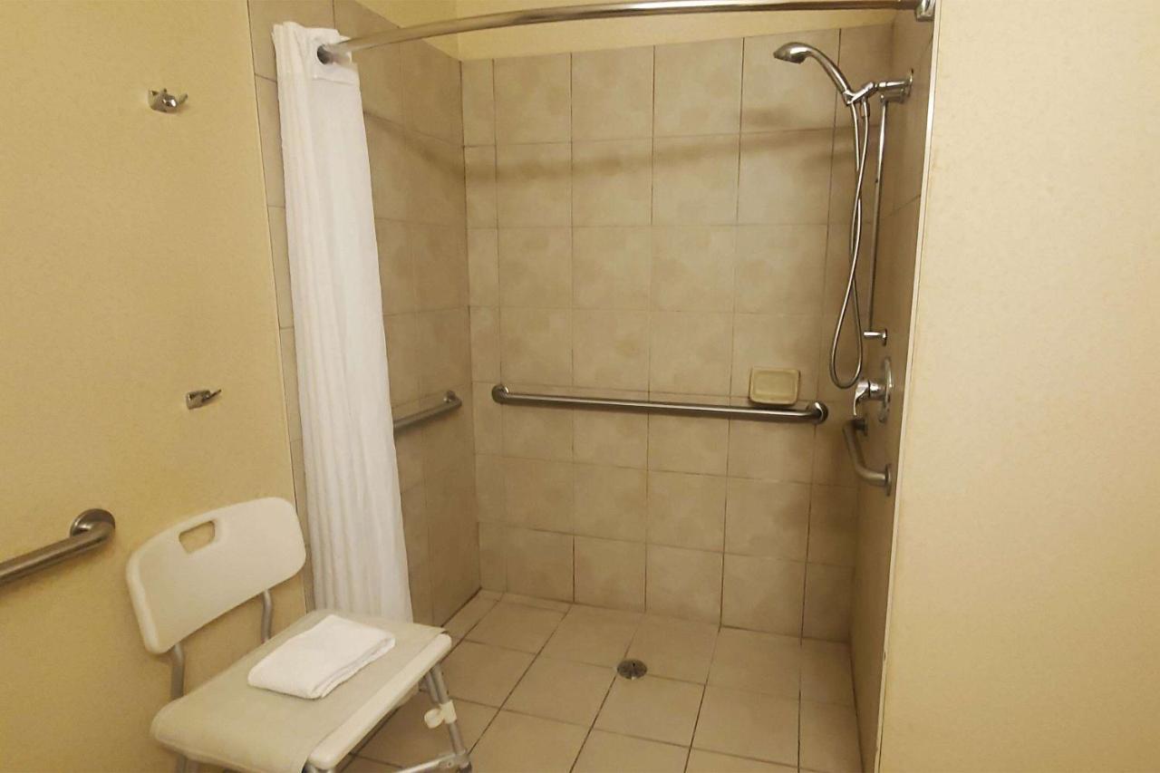 Wingate By Wyndham Youngstown - Austintown 외부 사진