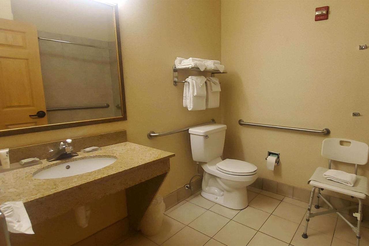 Wingate By Wyndham Youngstown - Austintown 외부 사진