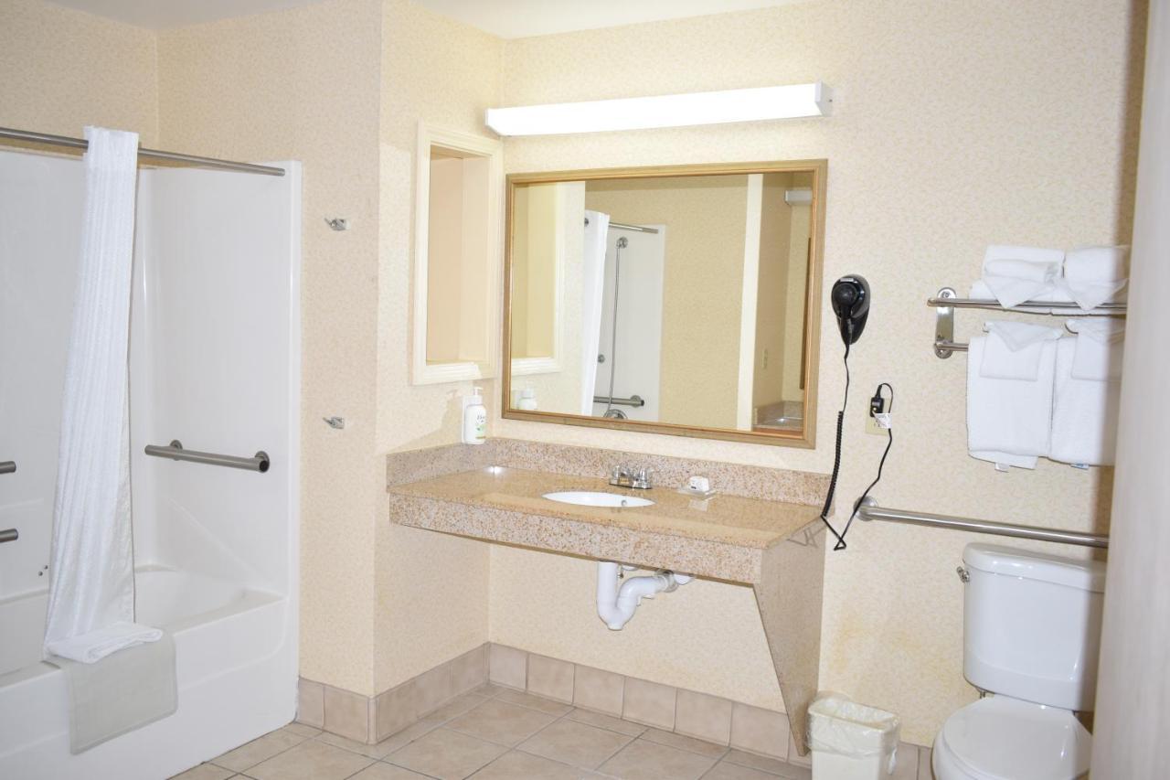 Wingate By Wyndham Youngstown - Austintown 외부 사진