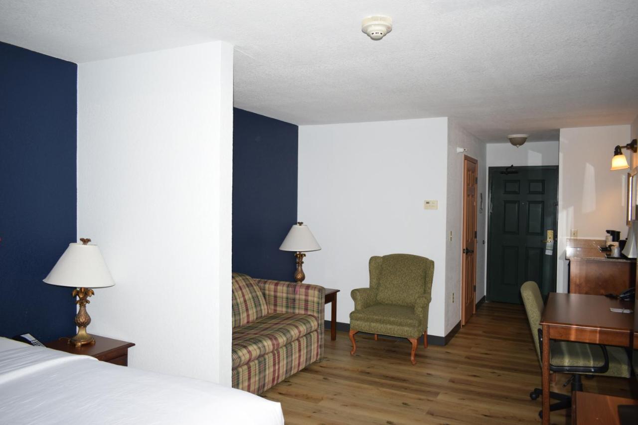 Wingate By Wyndham Youngstown - Austintown 외부 사진